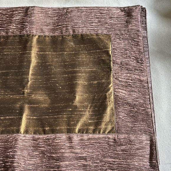 Crate & Barrel Placemats. Never used set of 6. Beautiful unique color. - Picture 3 of 7